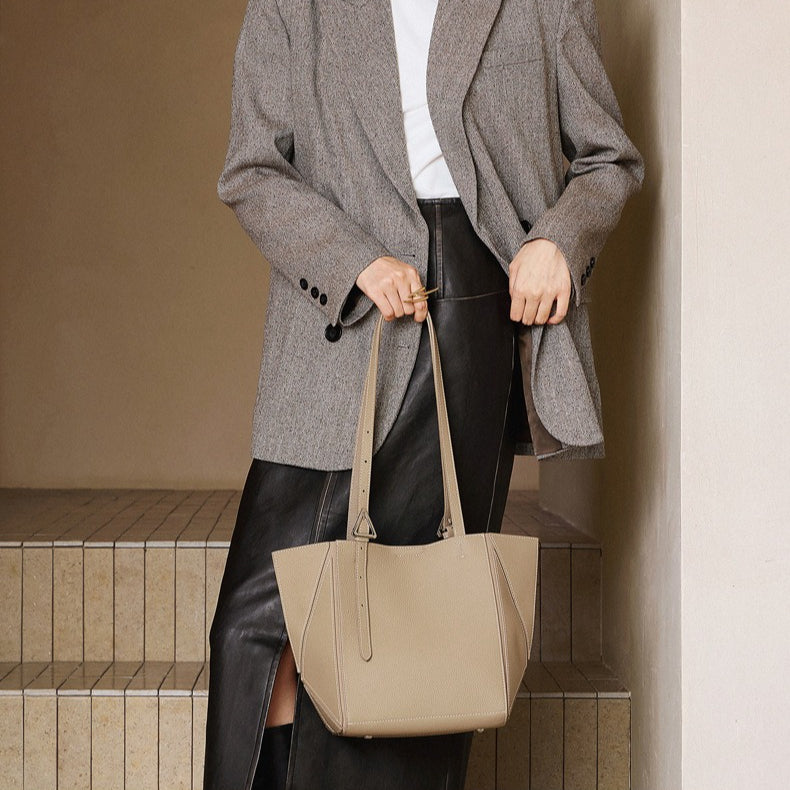 Women’s Camel Textured Leather Shoulder Tote | Effortless Elegance