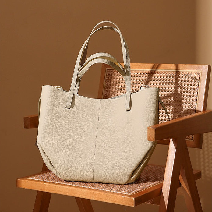 Women’s Pebbled Leather Tote Bag With Pouch | Effortless Sophistication