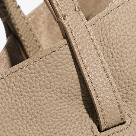Women’s Pebbled Leather Tote Bag With Pouch | Effortless Sophistication