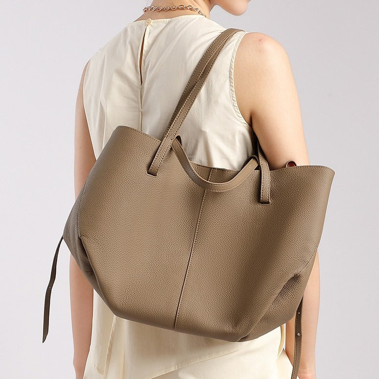 Women’s Pebbled Leather Tote Bag With Pouch | Effortless Sophistication