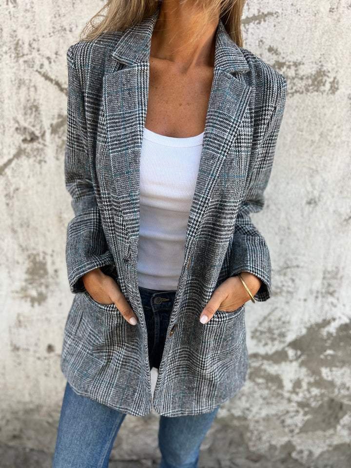 Tailored Checked Blazer | Quiet Autumn Elegance And Versatility