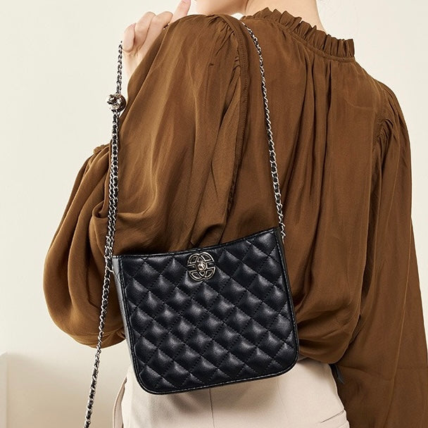 Women’s Genuine Cowhide Chain Commuter Bucket Bag | Effortless City Elegance
