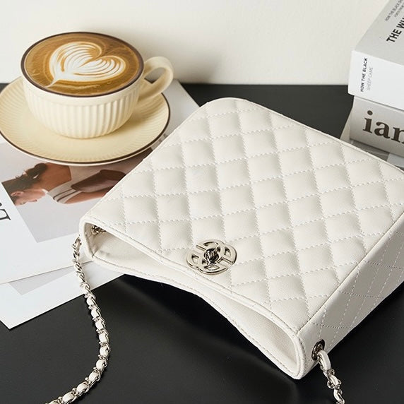 Women’s Genuine Cowhide Chain Commuter Bucket Bag | Effortless City Elegance