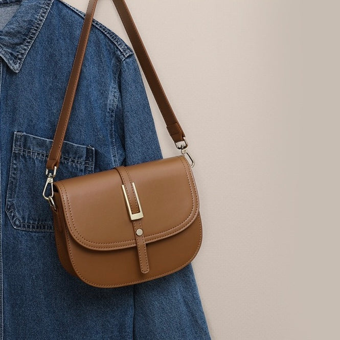 Women’s Leather Saddle Crossbody Shoulder Bag | Effortless Modern Elegance