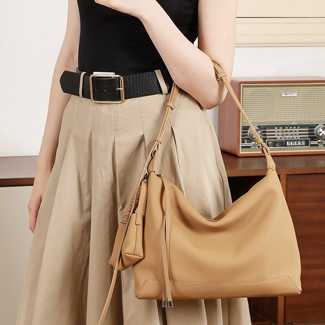 Minimalist Genuine Leather Tote Shoulder Bag | Large Capacity Commuter Elegance