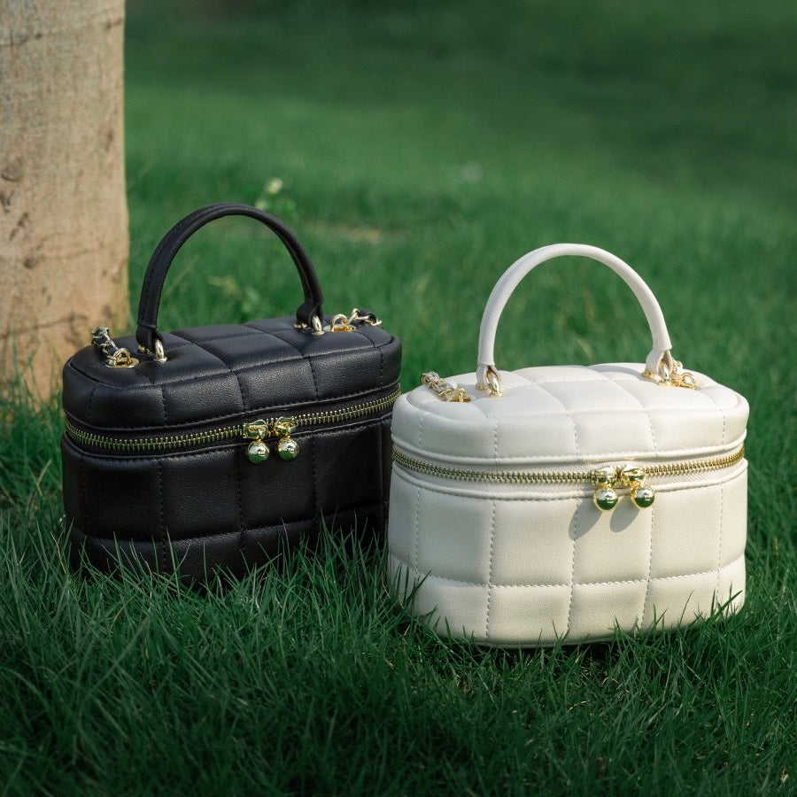 Women’s Textured Genuine Leather Chain Shoulder Bag | Effortless Timeless Elegance