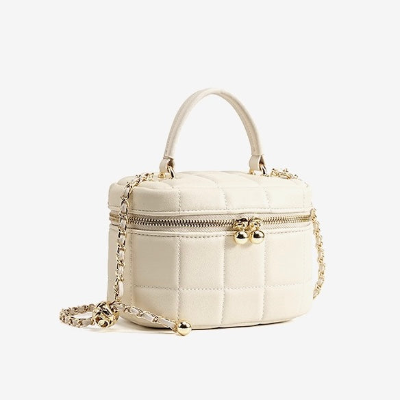 Women’s Textured Genuine Leather Chain Shoulder Bag | Effortless Timeless Elegance