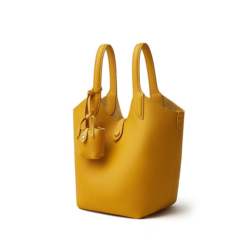 Women’s Pebbled Leather Bucket Bag | Effortless Elegance With Mini Pouch