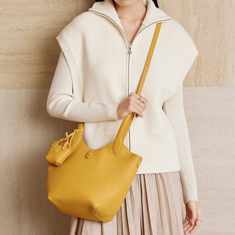 Women’s Pebbled Leather Bucket Bag | Effortless Elegance With Mini Pouch