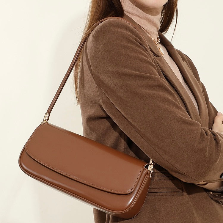 Women’s Genuine Leather Minimalist Saddle Tote | Effortless Commuter Elegance