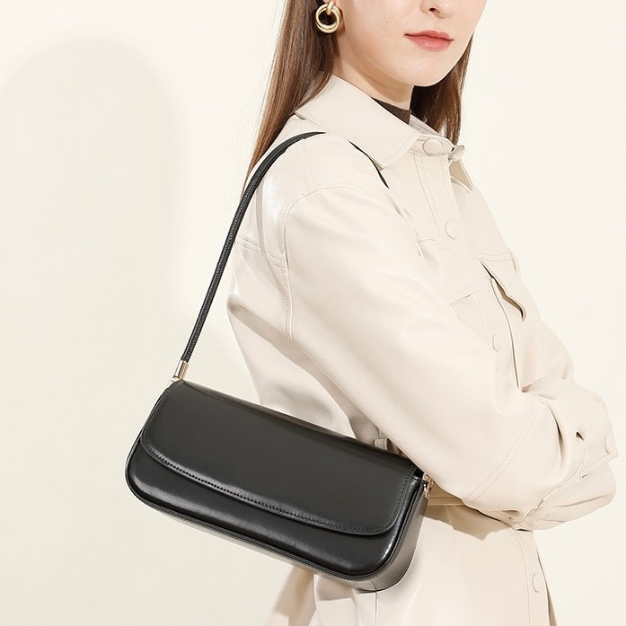Women’s Genuine Leather Minimalist Saddle Tote | Effortless Commuter Elegance