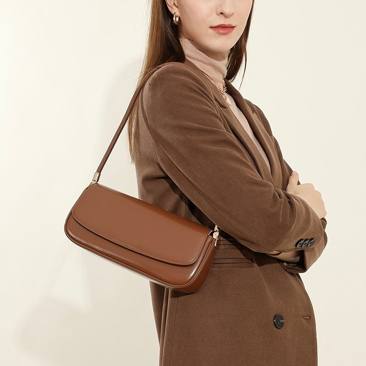 Women’s Genuine Leather Minimalist Saddle Tote | Effortless Commuter Elegance