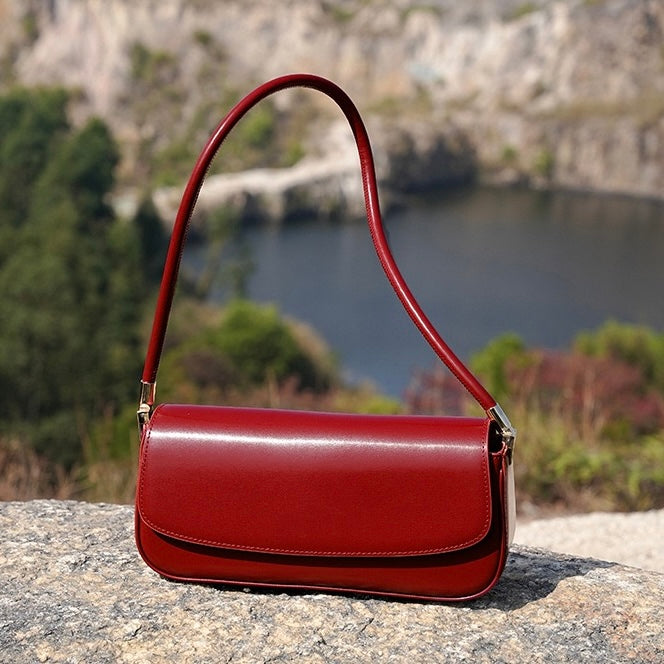 Women’s Genuine Leather Minimalist Saddle Tote | Effortless Commuter Elegance