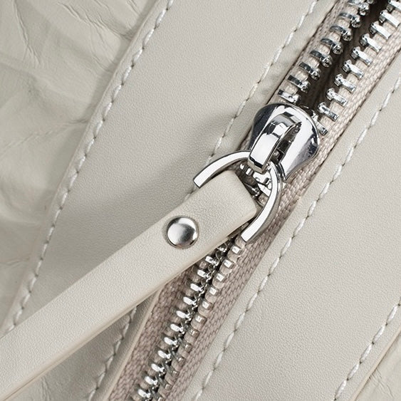 Women’s Pleated Leather Convertible Backpack | Effortless Modern Elegance