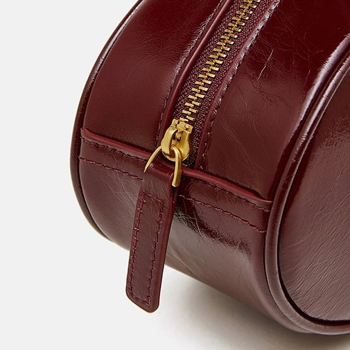 Women’s Top Grain Cowhide Baguette Bag | Effortless City Elegance
