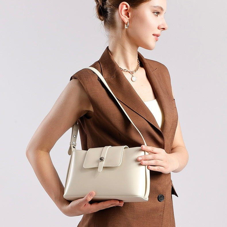 Leather Handheld Shoulder Bag | Effortless Versatile Commuter Elegance