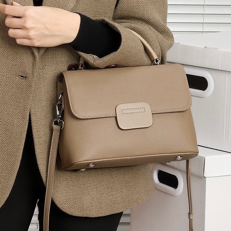 Top-Grain Cowhide Handheld Envelope Crossbody Bag | Effortless Minimalist Elegance
