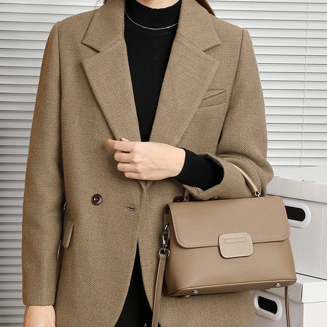 Top-Grain Cowhide Handheld Envelope Crossbody Bag | Effortless Minimalist Elegance