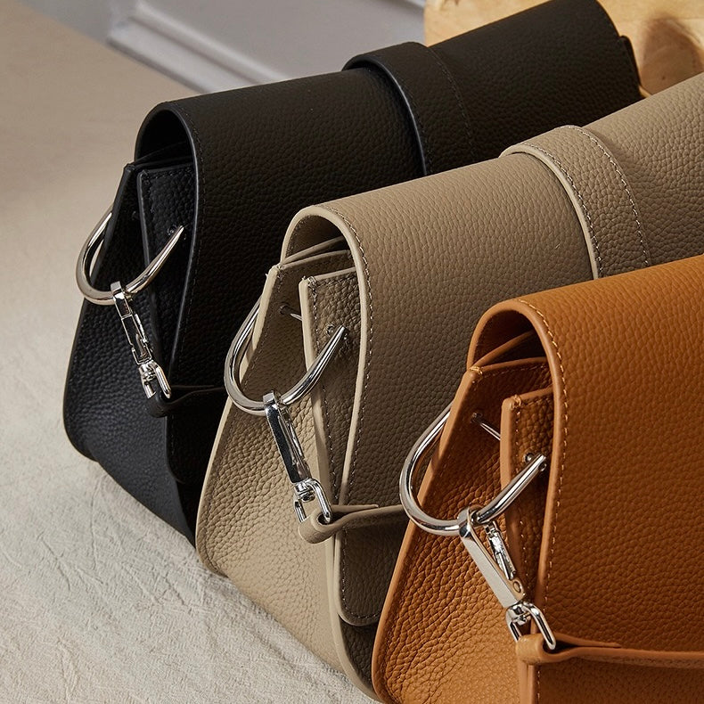 Genuine Leather Saddle Bag | Effortless Minimalist Commuter Elegance