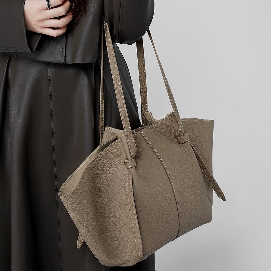 Textured Leather Tote With Pouch | Timeless Quiet Luxury