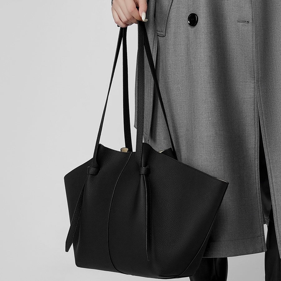 Textured Leather Tote With Pouch | Timeless Quiet Luxury