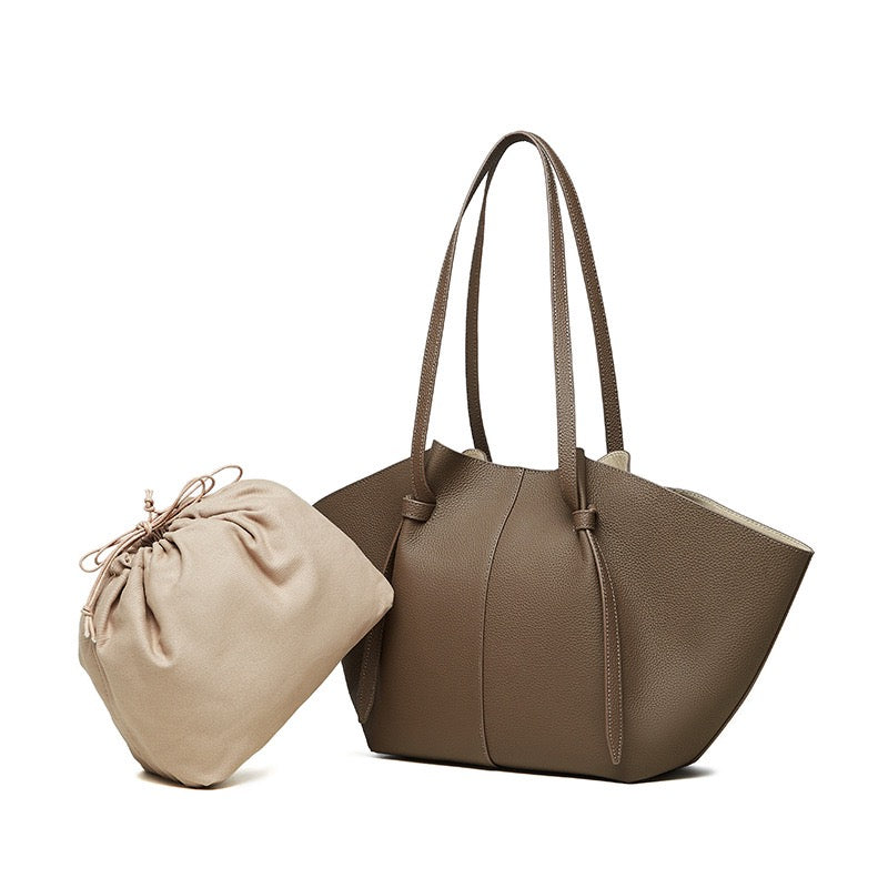 Textured Leather Tote With Pouch | Timeless Quiet Luxury
