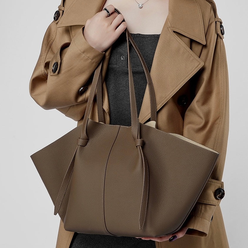 Textured Leather Tote With Pouch | Timeless Quiet Luxury