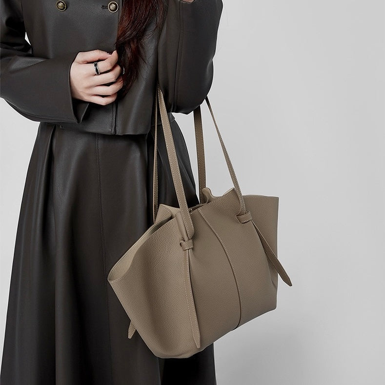 Textured Leather Tote With Pouch | Timeless Quiet Luxury