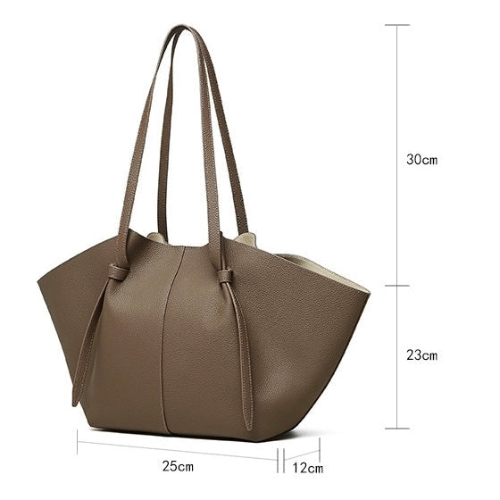 Textured Leather Tote With Pouch | Timeless Quiet Luxury