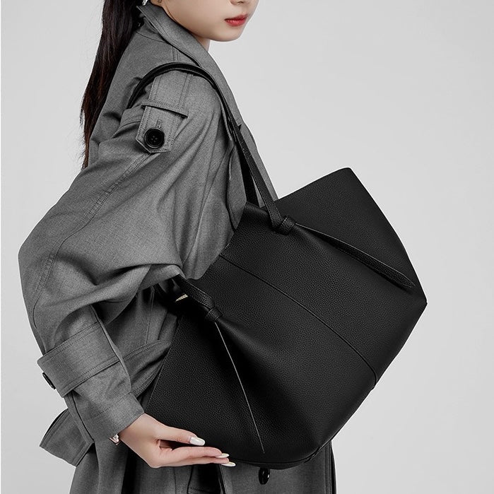 Textured Leather Tote With Pouch | Timeless Quiet Luxury