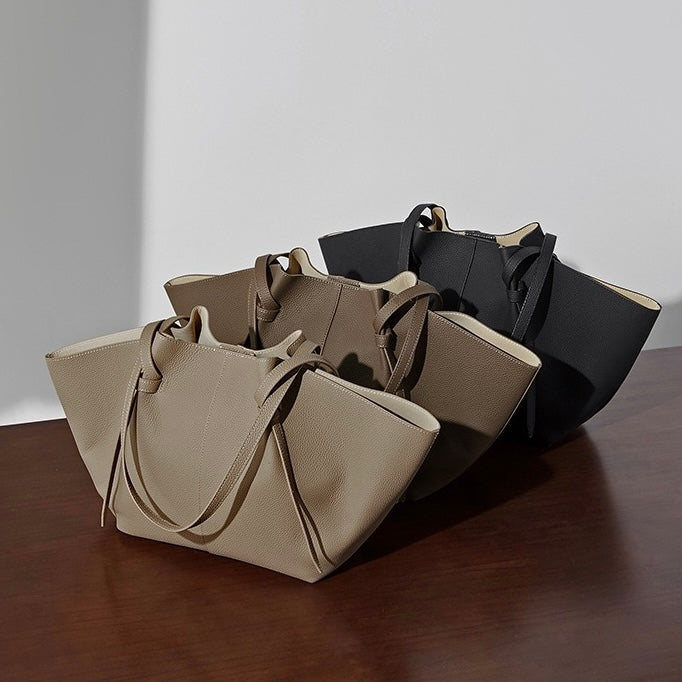 Textured Leather Tote With Pouch | Timeless Quiet Luxury