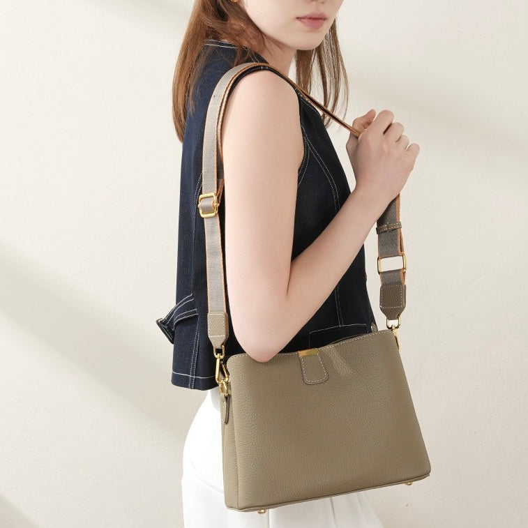 Women’s Genuine Leather Bucket Handbag | Effortless Gold-Trimmed Sophistication