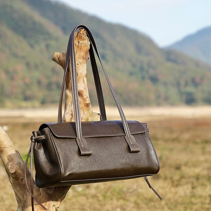 Genuine Vegetable Tanned Leather Underarm Baguette Bag | Effortless Elegance