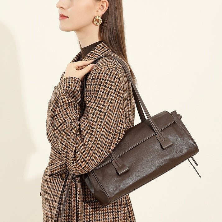 Genuine Vegetable Tanned Leather Underarm Baguette Bag | Effortless Elegance