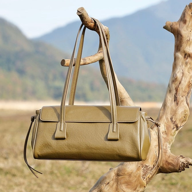 Genuine Vegetable Tanned Leather Underarm Baguette Bag | Effortless Elegance