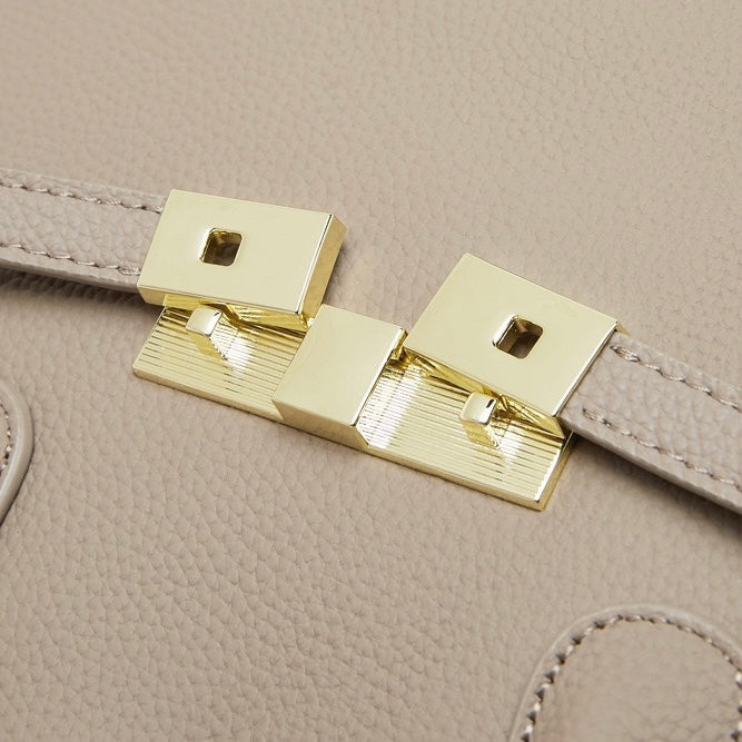 Classic Structured Leather Tote Bag | Refined Gold Hardware