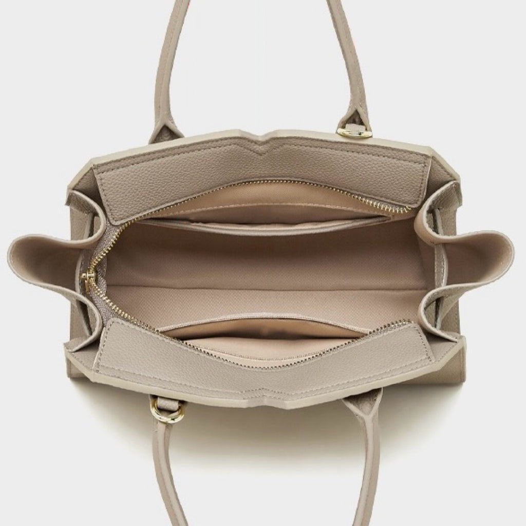 Classic Structured Leather Tote Bag | Refined Gold Hardware