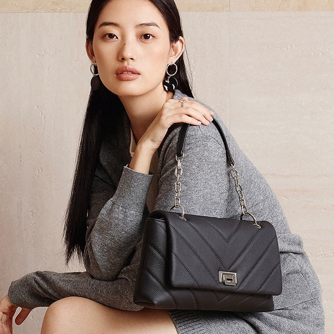Chain-Embellished V-Quilted Genuine Leather Shoulder Bag | Effortless Understated Elegance
