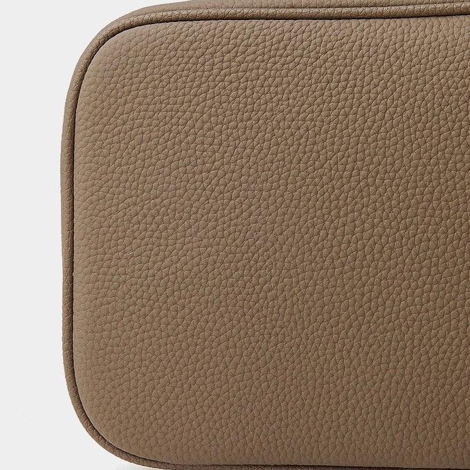 Genuine Leather Multi-Compartment Cosmetic Bag | Effortless Beauty Organization