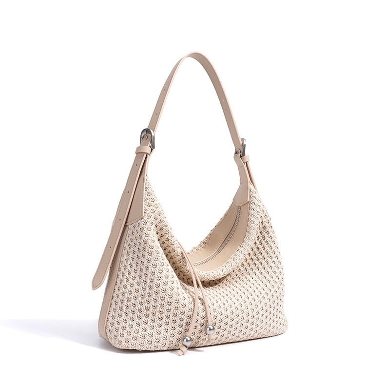 Braided Straw Dumpling Shoulder Bag | Spacious Effortless Elegance
