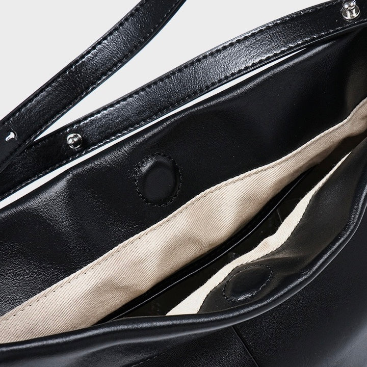 Women's Leather Chain Strap Bucket Bag | Effortless Modern Elegance