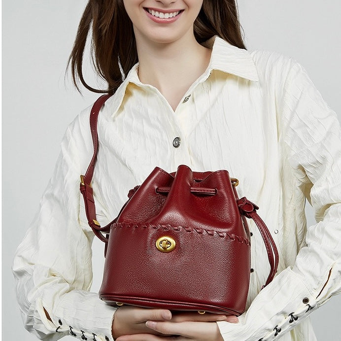 Women’s Genuine Leather Bucket Fringe Crossbody Handbag | Effortless Everyday Elegance