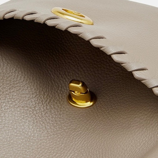 Women’s Genuine Leather Bucket Fringe Crossbody Handbag | Effortless Everyday Elegance