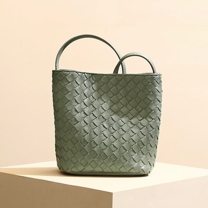 Women’s Genuine Sheepskin Woven Bucket Bag | Effortless Vintage Poise