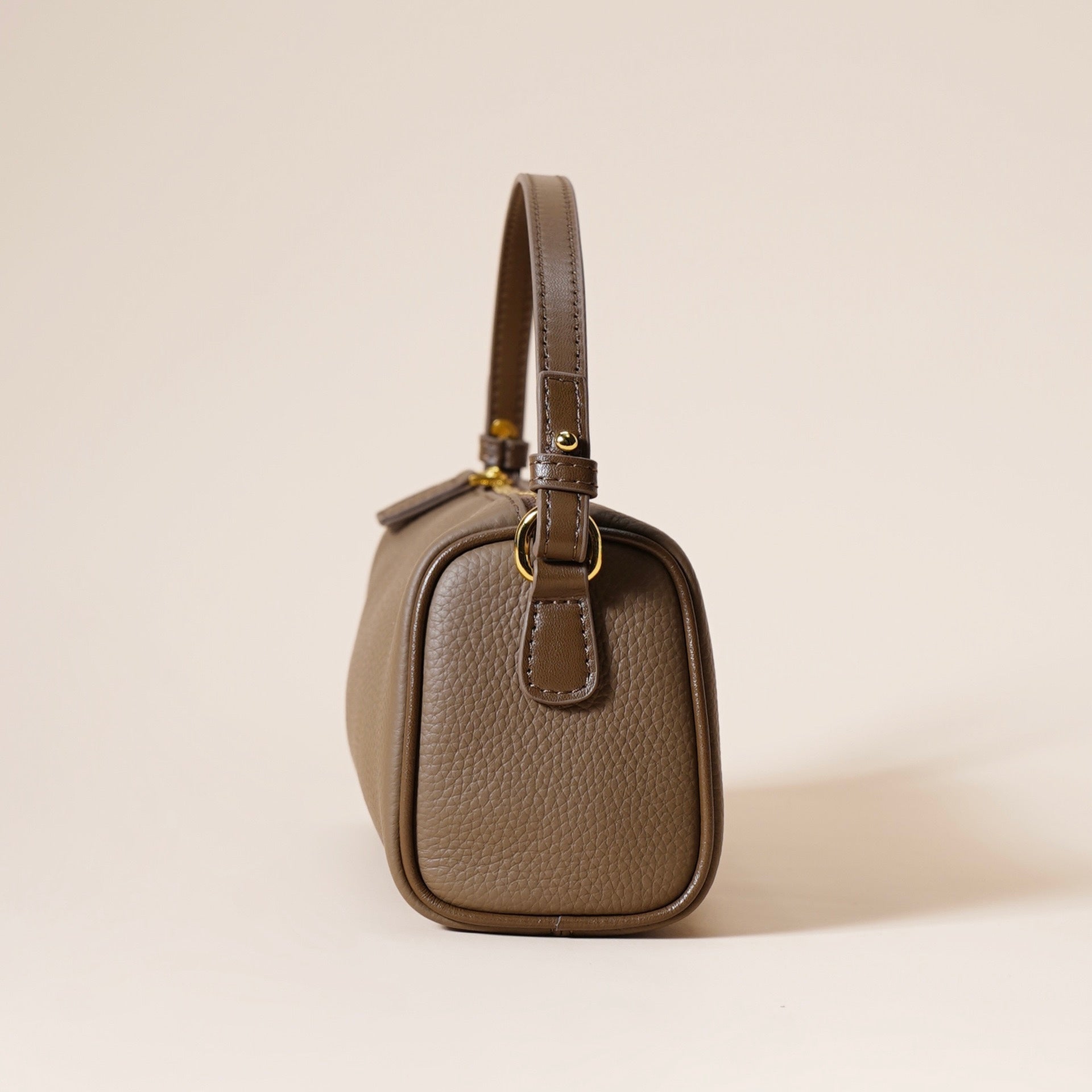 Women’s Genuine Leather Minimalist Quilted Crossbody Clutch Bag | Effortless Elegance
