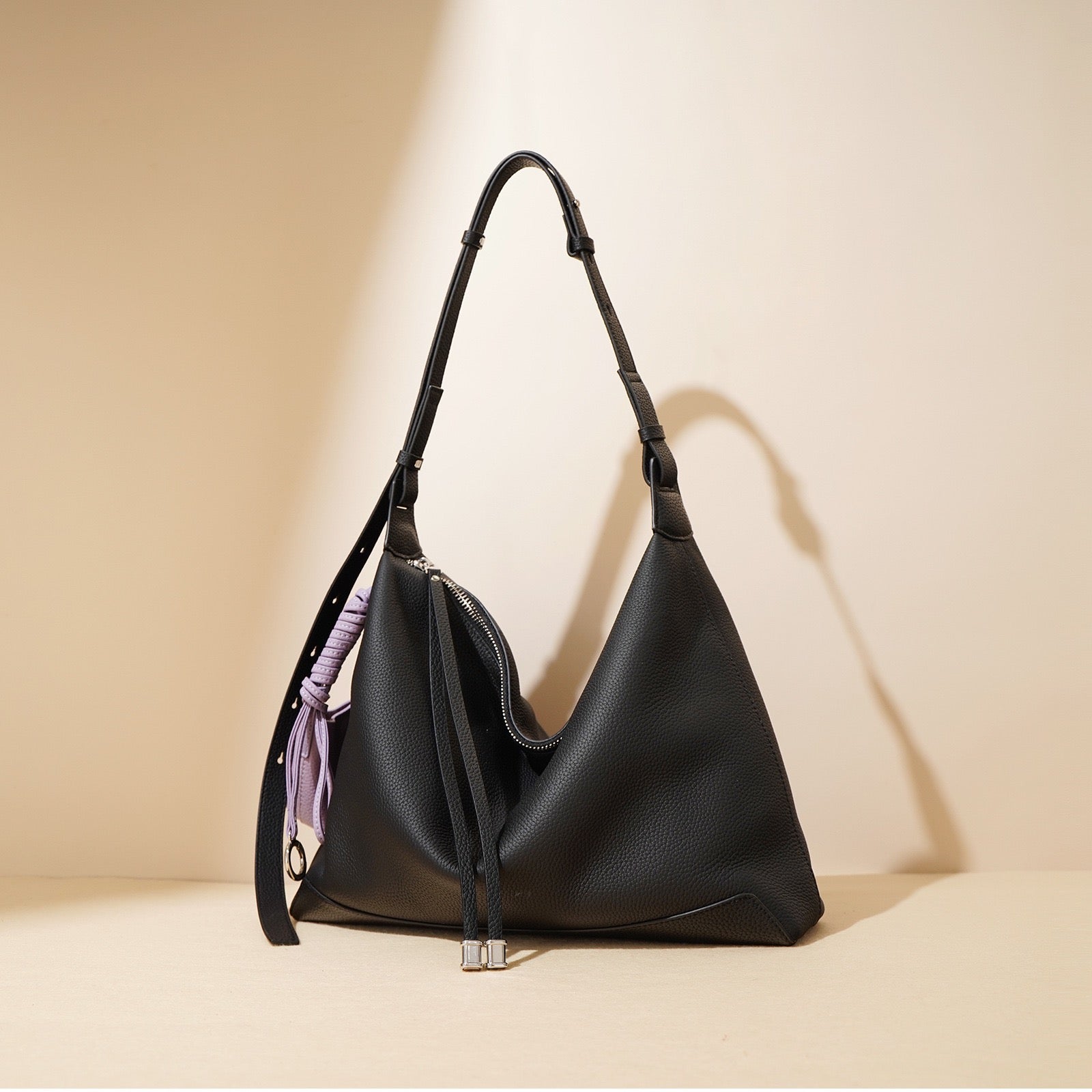 Women’s Genuine Leather Minimalist Tote Handbag | Effortless Dumpling Elegance