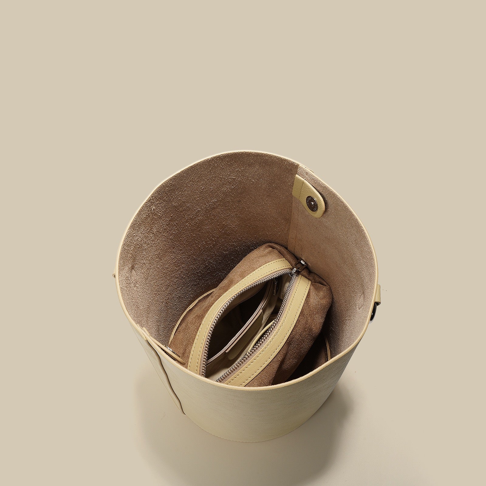 Women’s Genuine Leather Bucket Bag | Effortless Adjustable Strap Elegance