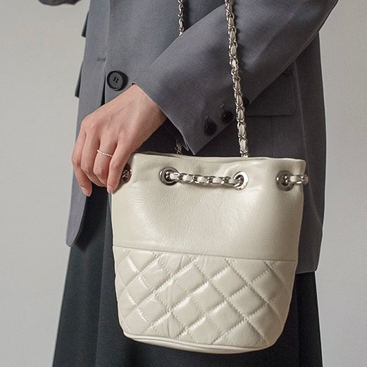 Women’s Genuine Leather Quilted Chain Bucket Bag | Effortless Everyday Elegance