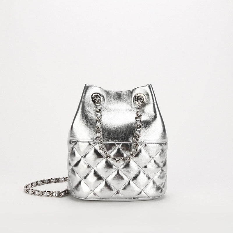 Women’s Genuine Leather Quilted Chain Bucket Bag | Effortless Everyday Elegance