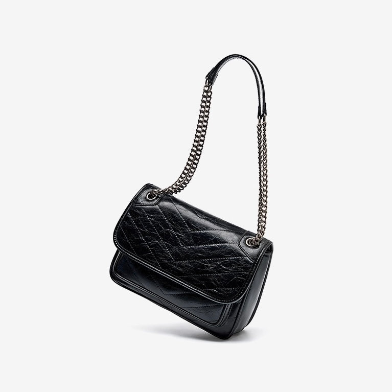 Women’s Genuine Leather Chain Detail Messenger Shoulder Bag | Spacious Elegance